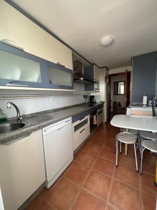 Apartament Piso En Casco Junto A Playa Piscina In Summer Season *