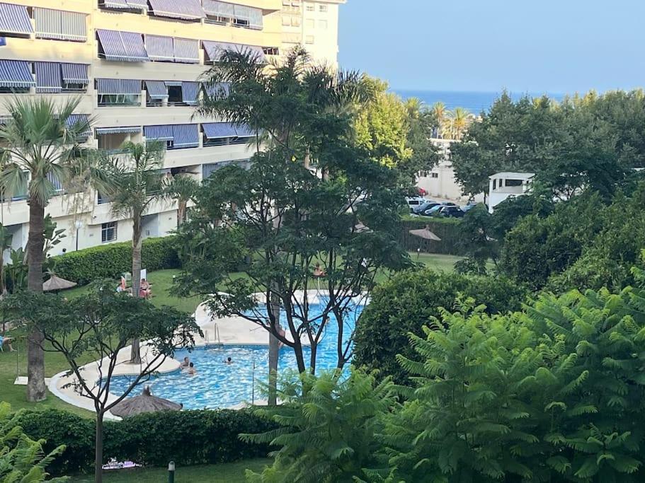 Piso En Casco Junto A Playa Piscina In Summer Season * Marbellac